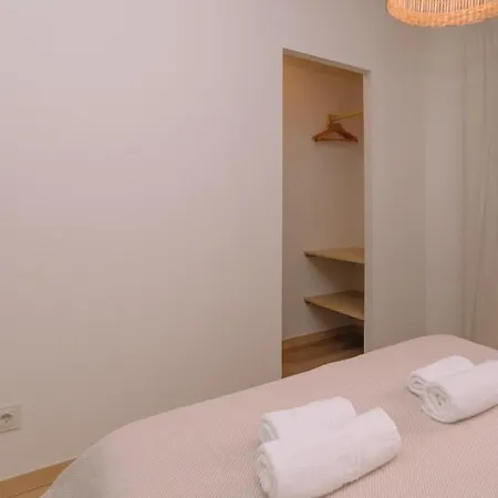 Elegancia Luz Y Calidez - Apto 4 By Comarca de Vigo