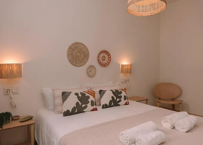 Elegancia Luz Y Calidez - Apto 4 By Vigo